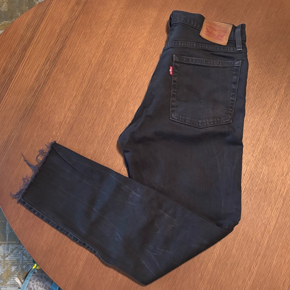 Levi’s Wedgie Frayed Hem Jeans